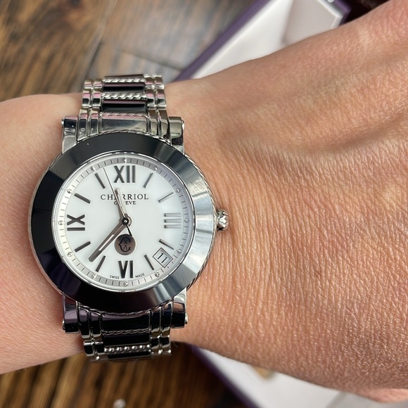 Charriol Black and Silver 25th anniversary unused watch - Picture 11 of 16